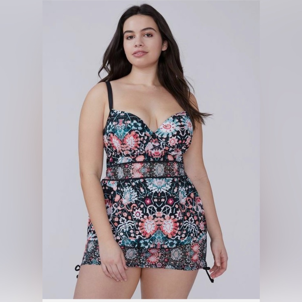 NWT- 46DD- Lightly Lined Wired Balconette Bra Tankini -